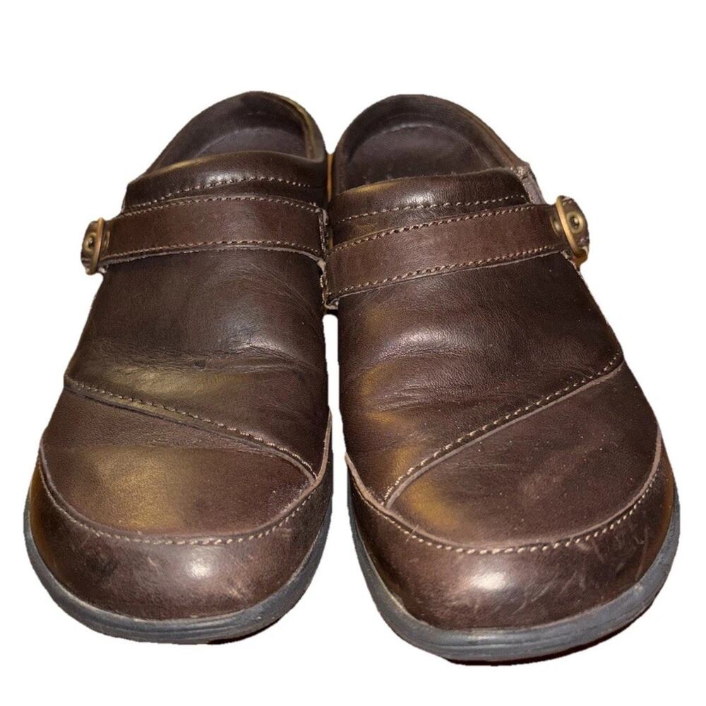 Merrell Leather Clog Shoes Womens Size 7.5 Brown Buckle Slip On Comfort Casual - Picture 2 of 8